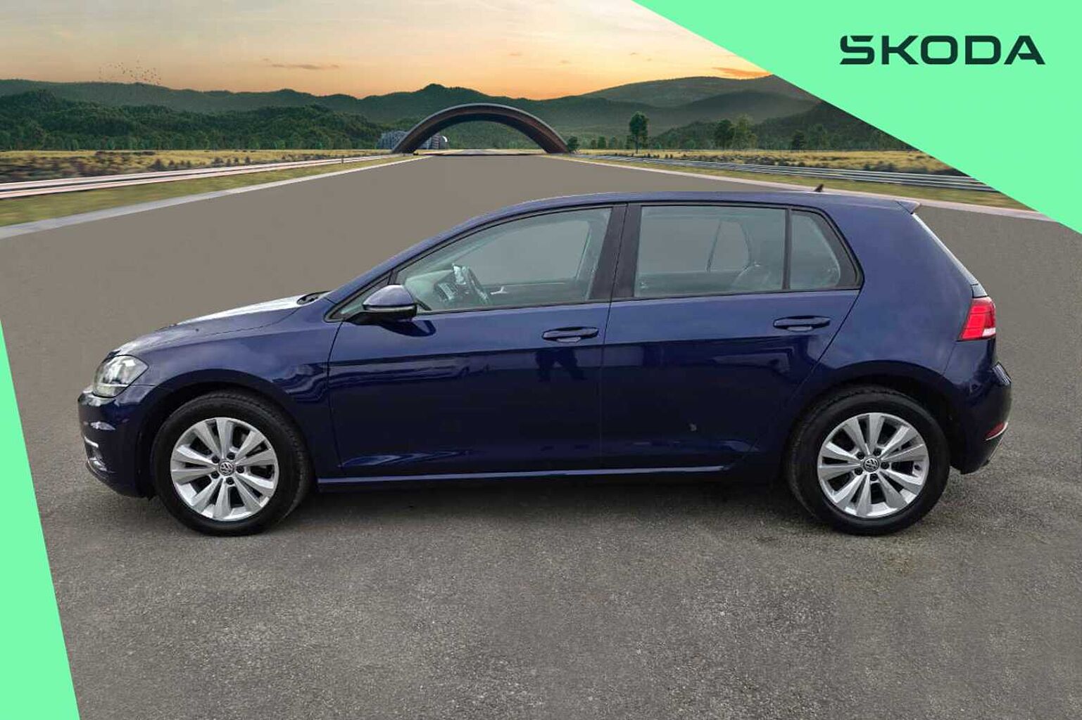 Volkswagen Golf MK7 Facelift 1.6 TDi SE Nav 125PS DSG 5