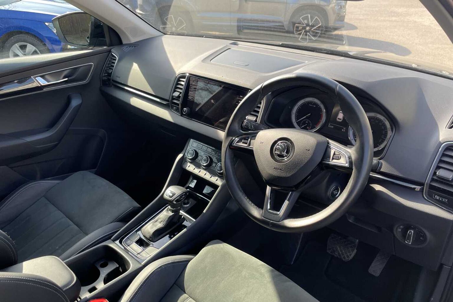 SKODA Karoq SUV 1.0 TSI (115ps) SE L DSG