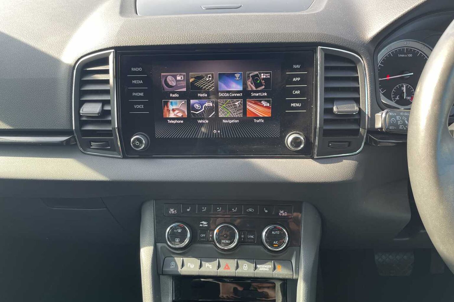 SKODA Karoq SUV 1.0 TSI (115ps) SE L DSG