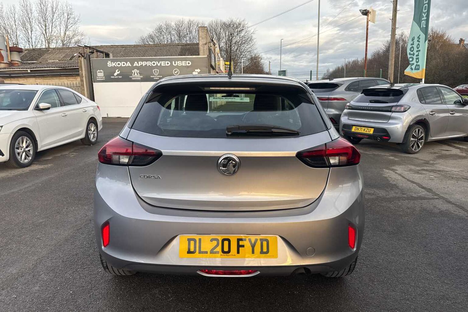 Vauxhall Corsa 1.2i (75ps) SE 5-Door Hatchback