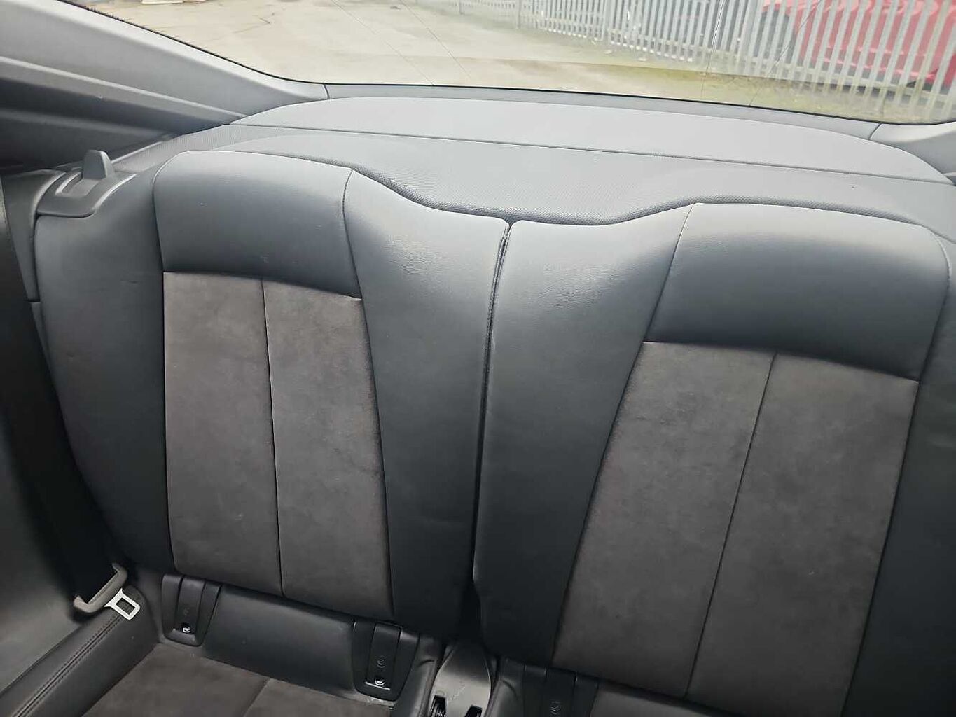 Audi TT Coupe 1.8 T FSI Sport (180 PS)